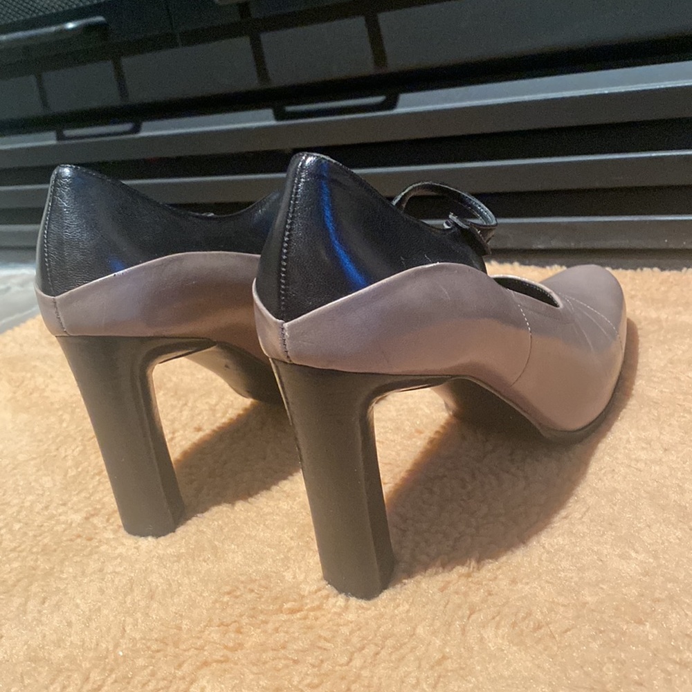 Classic Prada Mary Jane Heeled Shoes Size 38. Excellent Condition. Worn Once. - Picture 3 of 8